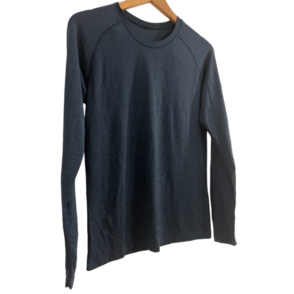 Lululemon Metal Vent Tech Long Sleeve T-shirt. - Picture 7 of 9